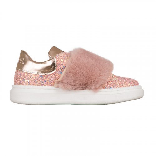 Glitzernde Turnschuhe_10912