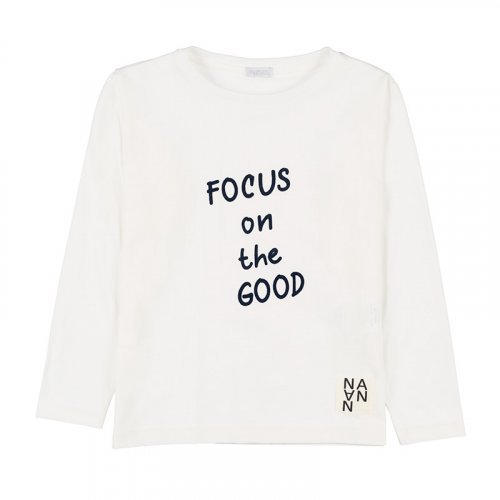 White T-shirt with Writing_1340